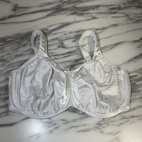 Bali Women’s Nude Bra 3562 Size 40DDD Full Coverage Underwire 100% Nylon - Picture 1 of 3